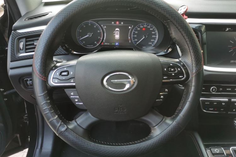 Used GAC Trumpchi GS7 2017 280T Two-Wheel Drive Luxury Model Steering Wheel