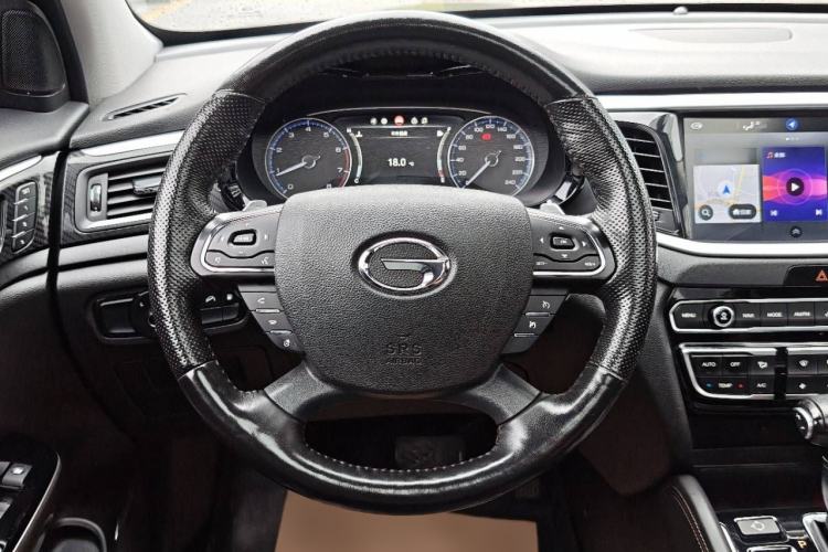 Used GAC Trumpchi GS7 2017 320T Two-Wheel-Drive Luxury Smart Connectivity Model Steering Wheel