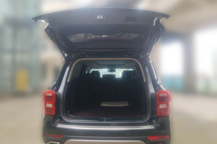 Used GAC Trumpchi GS7 2017 320T Two-Wheel-Drive Luxury Smart Connectivity Model Trunk
