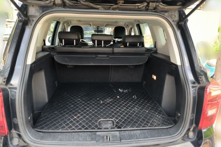 Used GAC Trumpchi GS7 2017 280T Two-Wheel Drive Luxury Model Trunk