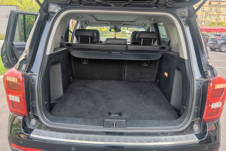 Used GAC Trumpchi GS7 2017 320T Two-Wheel-Drive Luxury Smart Connectivity Model Trunk
