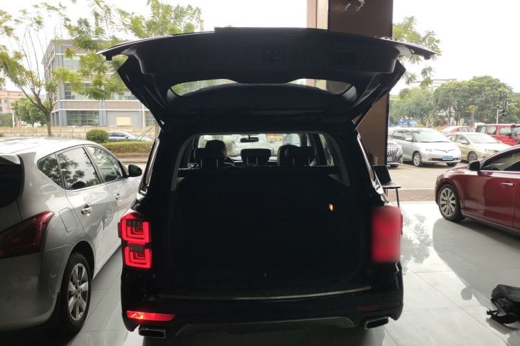 Used GAC Trumpchi GS7 2017 280T Two-Wheel Drive Luxury Model Trunk