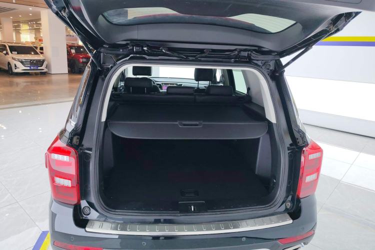 Used GAC Trumpchi GS7 2017 280T Two-Wheel Drive Luxury Model Trunk