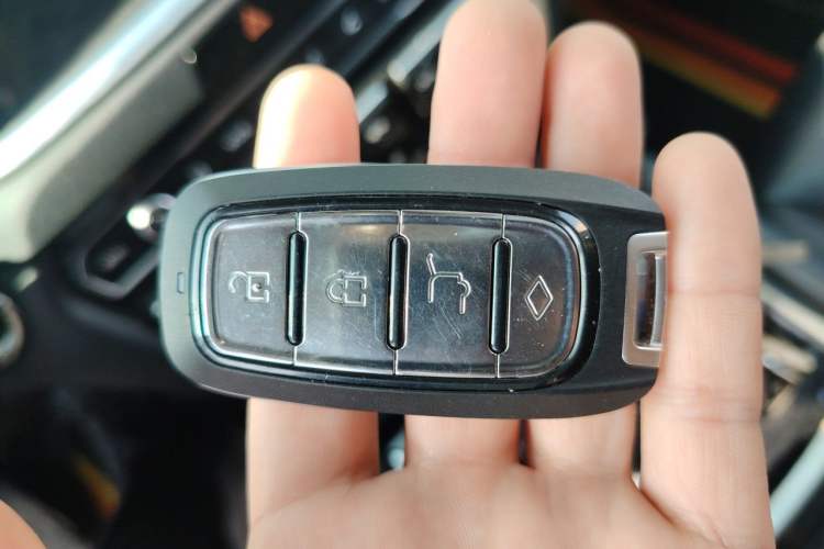 Used GAC Trumpchi GS7 2017 280T Two-Wheel Drive Luxury Model Vehicle Key