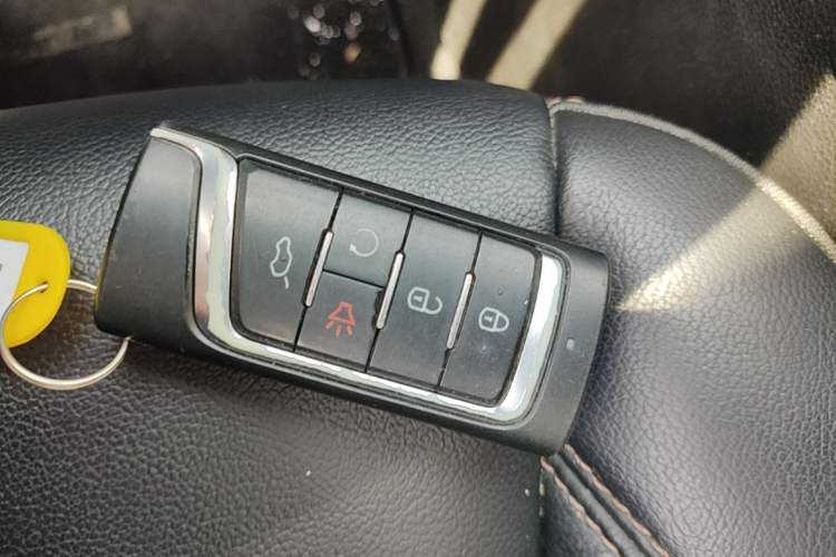 Used GAC Trumpchi GS7 2017 280T Two-Wheel Drive Luxury Model Vehicle Key