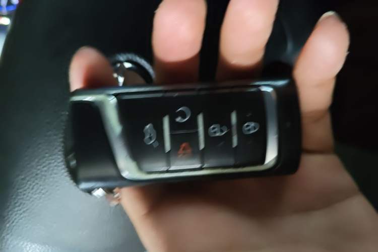 Used GAC Trumpchi GS7 2017 320T Two-Wheel-Drive Luxury Smart Connectivity Model Vehicle Key