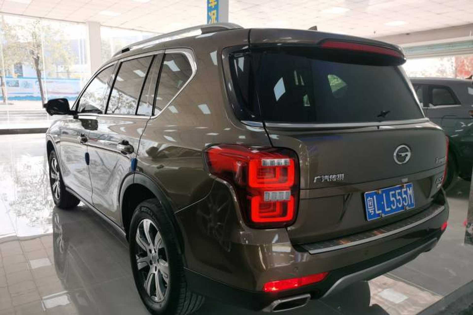 Used GAC Trumpchi GS7 2017 320T Two-Wheel-Drive Luxury Smart Connectivity Model Exterior 3