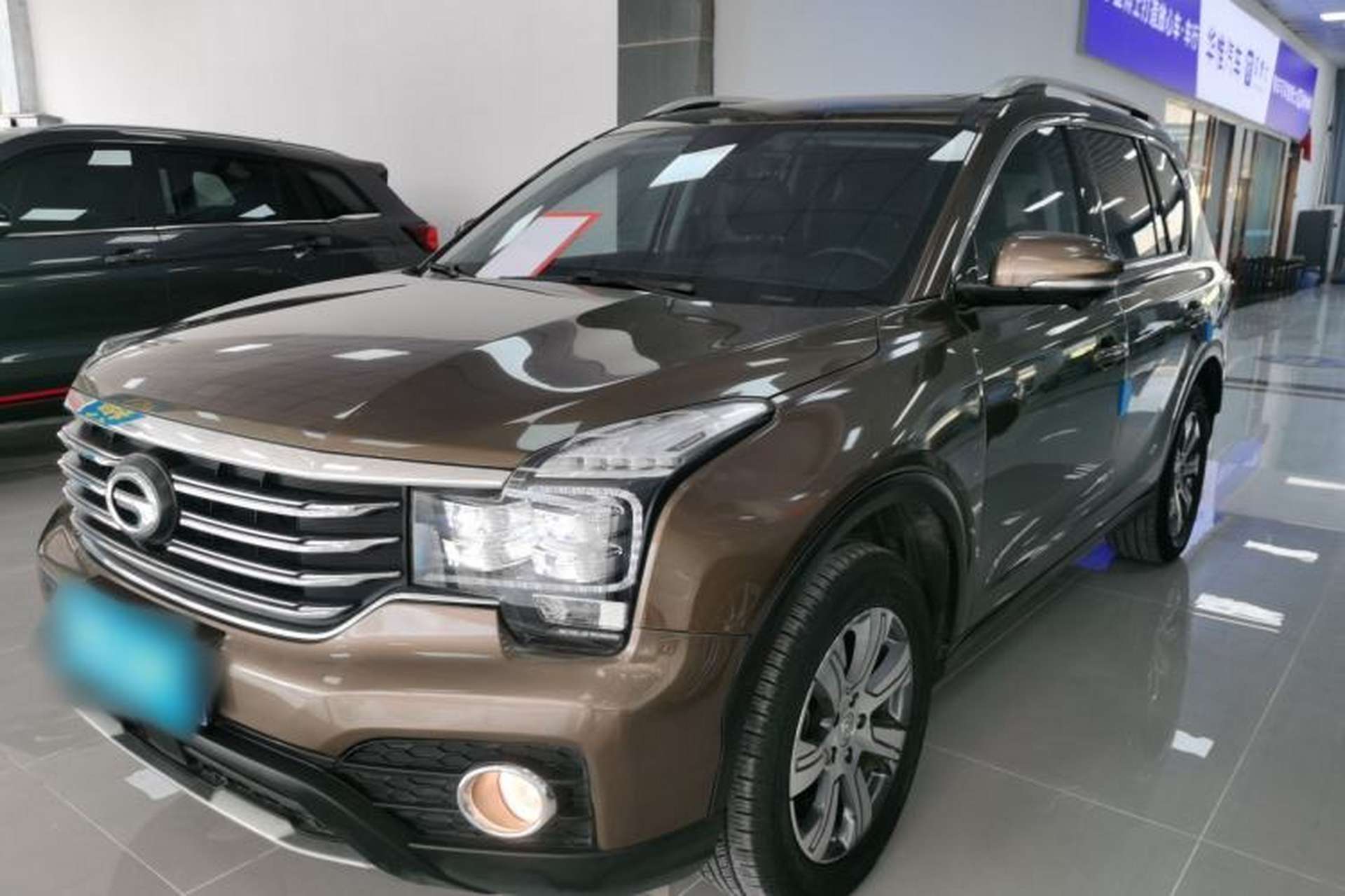 Used GAC Trumpchi GS7 2017 320T Two-Wheel-Drive Luxury Smart Connectivity Model Front Left 45 Deg