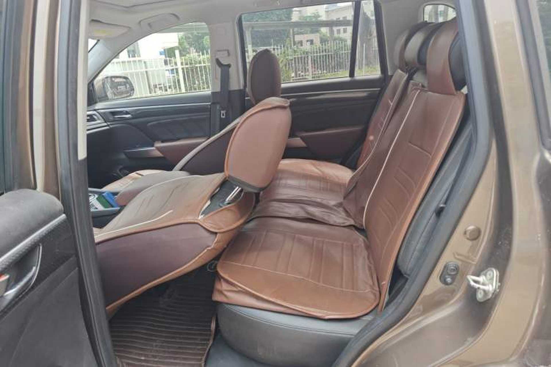 Used GAC Trumpchi GS7 2017 280T Two-Wheel Drive Luxury Model Left Rear Seat