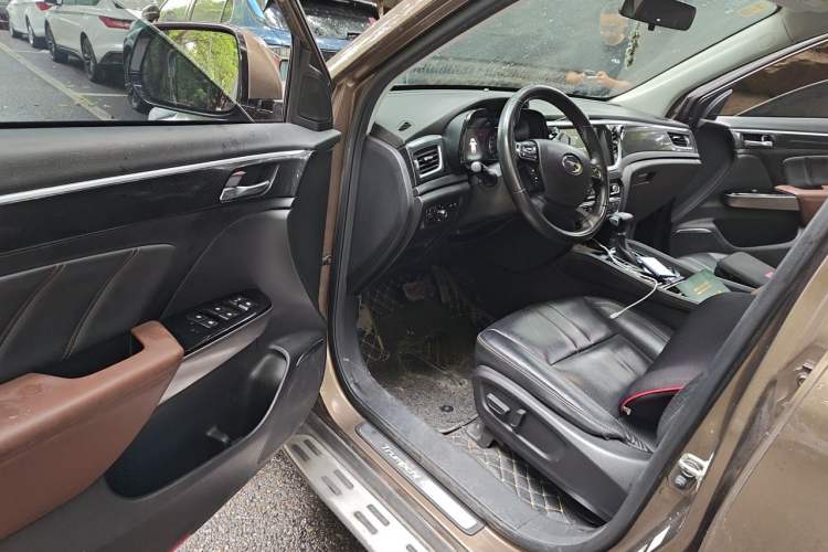 Used GAC Trumpchi GS7 2017 280T Two-Wheel Drive Luxury Model Driver Seat