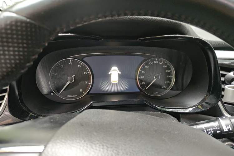 Used GAC Trumpchi GS7 2017 280T Two-Wheel Drive Luxury Model Instrument Cluster