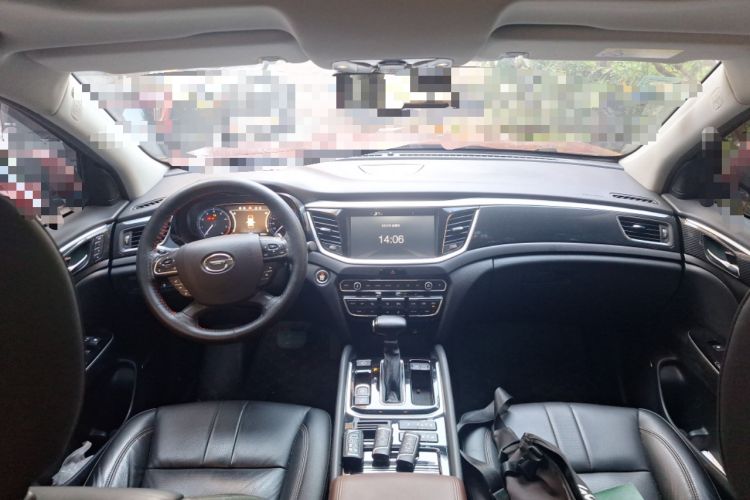 Used GAC Trumpchi GS7 2017 320T Two-Wheel-Drive Luxury Smart Connectivity Model Center Console