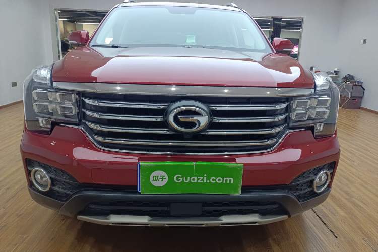 Used GAC Trumpchi GS7 2017 320T Two-Wheel-Drive Luxury Smart Connectivity Model Front