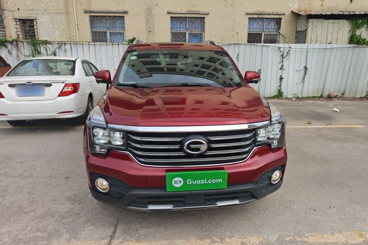 Used GAC Trumpchi GS7 2017 320T Two-Wheel-Drive Luxury Smart Connectivity Model Front