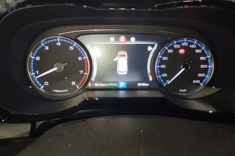 Used GAC Trumpchi GS7 2017 320T Two-Wheel-Drive Luxury Model Instrument Cluster