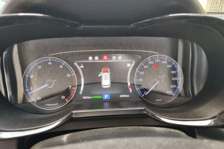Used GAC Trumpchi GS7 2017 320T Two-Wheel-Drive Luxury Model Instrument Cluster
