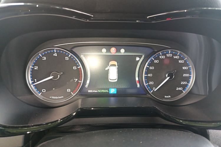 Used GAC Trumpchi GS7 2017 280T Two-Wheel Drive Luxury Model Instrument Cluster