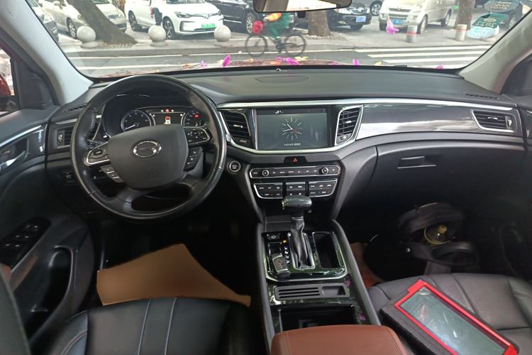 Used GAC Trumpchi GS7 2017 280T Two-Wheel Drive Luxury Model Interior 2