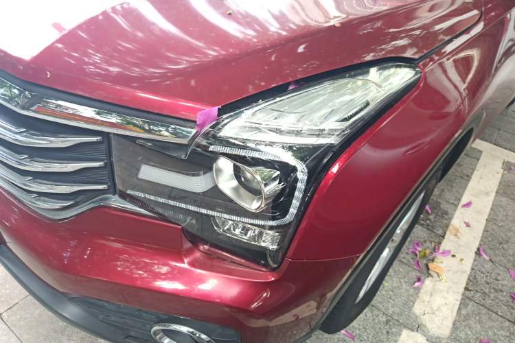 Used GAC Trumpchi GS7 2017 280T Two-Wheel Drive Luxury Model Left Front Headlight