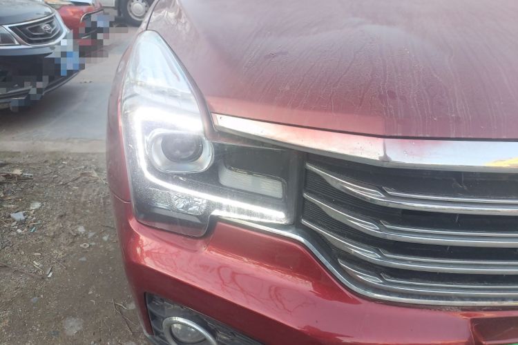 Used GAC Trumpchi GS7 2017 280T Two-Wheel Drive Luxury Model Right Front Headlight