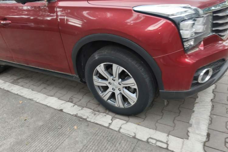 Used GAC Trumpchi GS7 2017 320T Four-Wheel Drive Luxury Smart Connectivity Model Right Front Wheel Hub