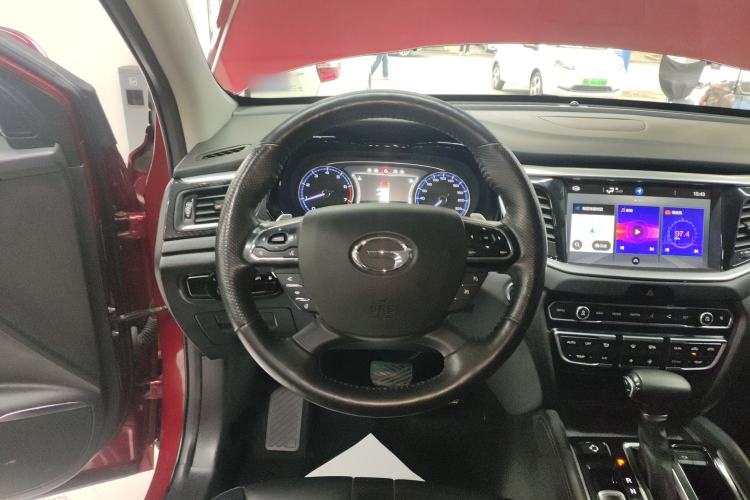 Used GAC Trumpchi GS7 2017 320T Two-Wheel-Drive Luxury Smart Connectivity Model Steering Wheel