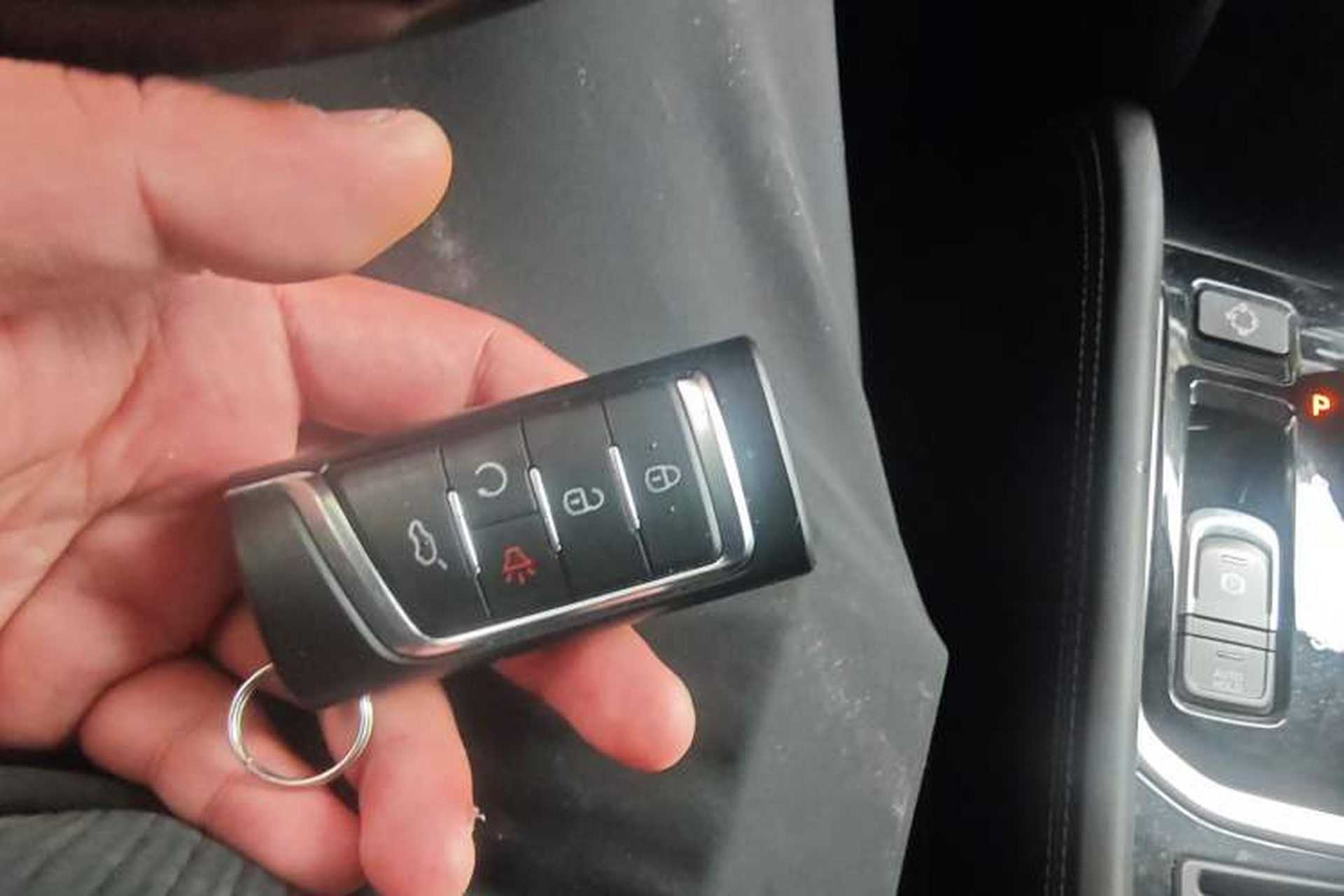 Used GAC Trumpchi GS7 2017 320T Two-Wheel-Drive Luxury Smart Connectivity Model Vehicle Key