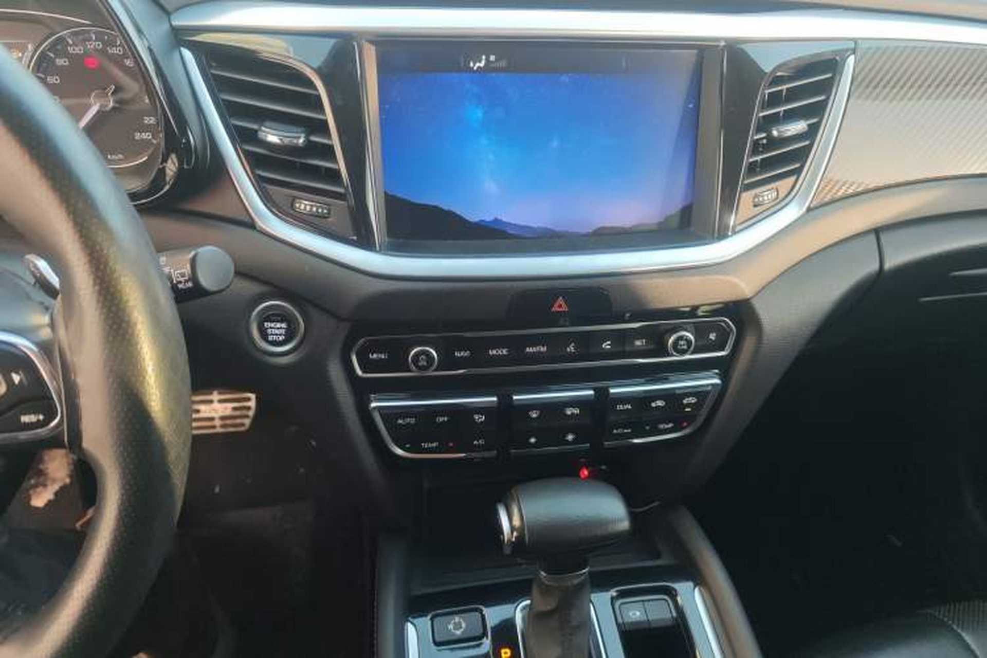 Used GAC Trumpchi GS7 2017 320T Two-Wheel-Drive Luxury Smart Connectivity Model Audio And AC Panel
