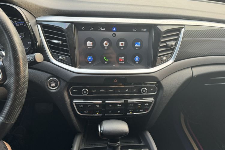 Used GAC Trumpchi GS7 2017 320T Two-Wheel-Drive Luxury Smart Connectivity Model Audio And AC Panel