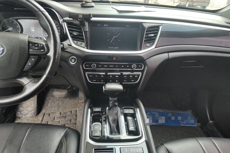 Used GAC Trumpchi GS7 2017 320T Two-Wheel-Drive Luxury Smart Connectivity Model Audio And AC Panel