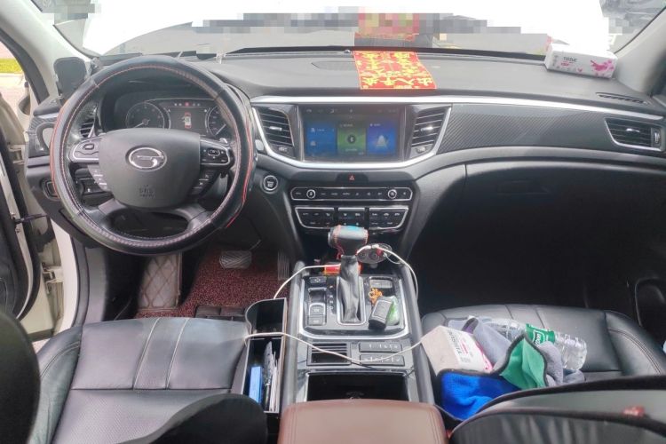 Used GAC Trumpchi GS7 2017 320T Two-Wheel-Drive Luxury Smart Connectivity Model Center Console