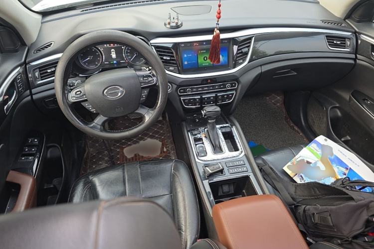 Used GAC Trumpchi GS7 2017 320T Two-Wheel-Drive Luxury Smart Connectivity Model Center Console