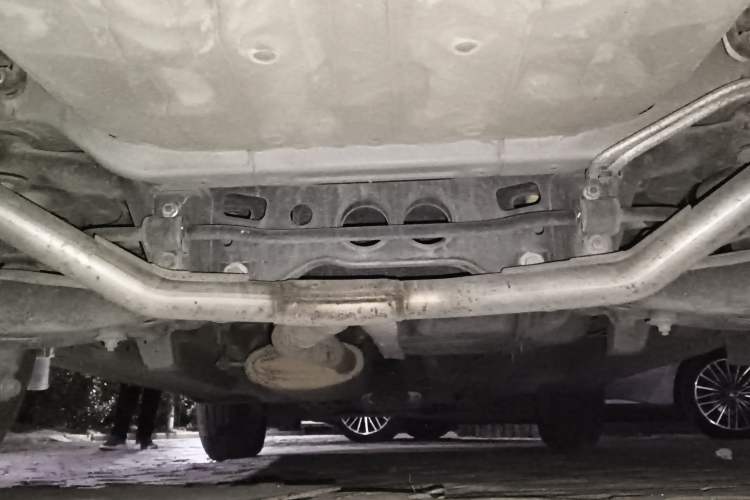 Used GAC Trumpchi GS7 2017 280T Two-Wheel Drive Luxury Model Chassis Rear