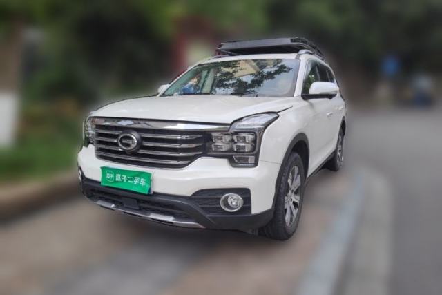 Ojetý GAC Trumpchi GS7 2017 320T Two-Wheel-Drive Luxury Smart Connectivity Model