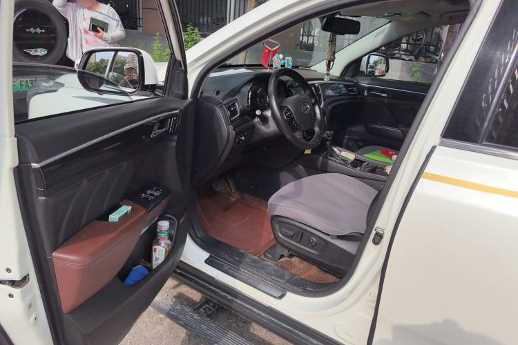 Used GAC Trumpchi GS7 2017 320T Two-Wheel-Drive Luxury Smart Connectivity Model Driver Seat
