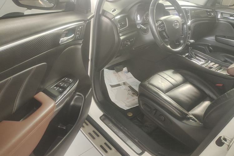 Used GAC Trumpchi GS7 2017 320T Two-Wheel-Drive Luxury Smart Connectivity Model Driver Seat