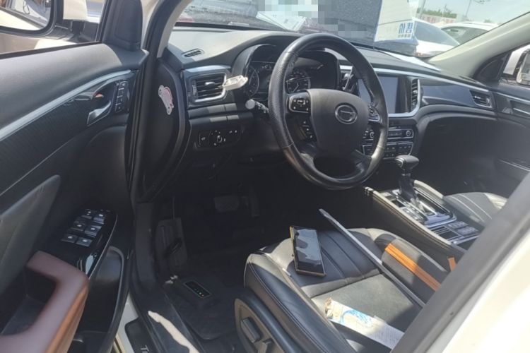 Used GAC Trumpchi GS7 2017 320T Two-Wheel-Drive Luxury Smart Connectivity Model Driver Seat
