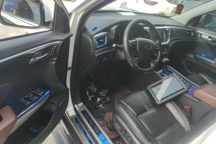 Used GAC Trumpchi GS7 2017 320T Two-Wheel-Drive Luxury Smart Connectivity Model Driver Seat