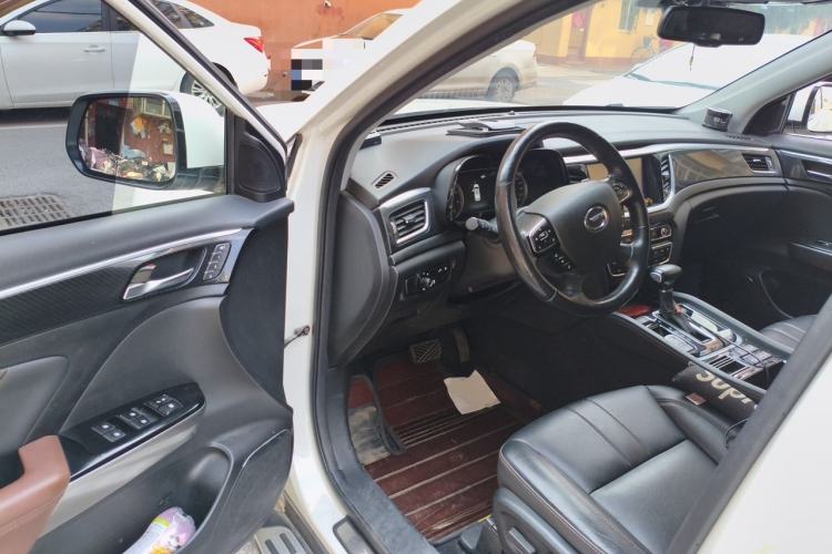Used GAC Trumpchi GS7 2017 320T Two-Wheel-Drive Luxury Smart Connectivity Model Driver Seat