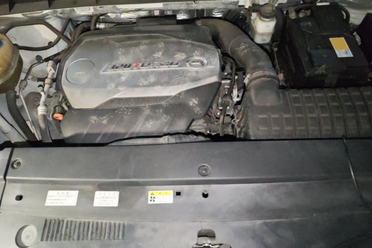 Used GAC Trumpchi GS7 2017 320T Two-Wheel-Drive Luxury Smart Connectivity Model Engine Bay