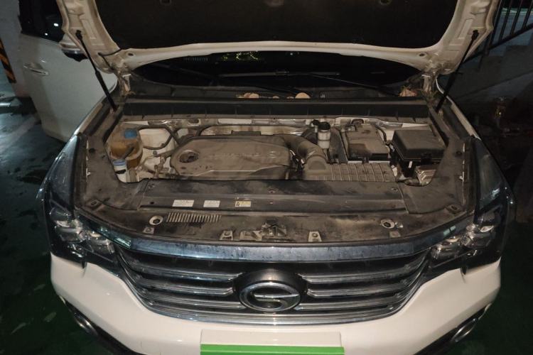 Used GAC Trumpchi GS7 2017 320T Two-Wheel-Drive Luxury Smart Connectivity Model Engine Bay