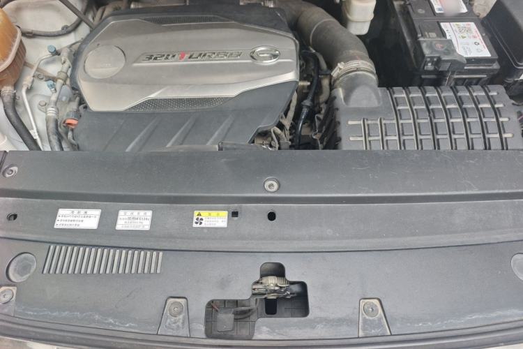 Used GAC Trumpchi GS7 2017 320T Two-Wheel-Drive Luxury Smart Connectivity Model Engine Bay