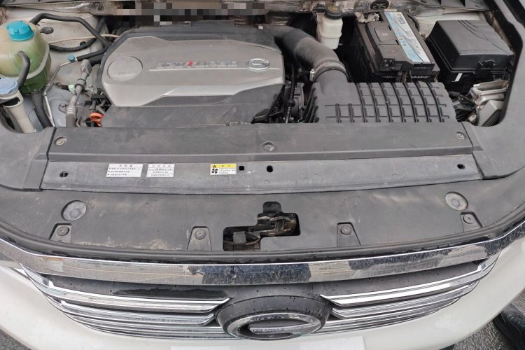 Used GAC Trumpchi GS7 2017 320T Two-Wheel-Drive Luxury Smart Connectivity Model Engine Bay