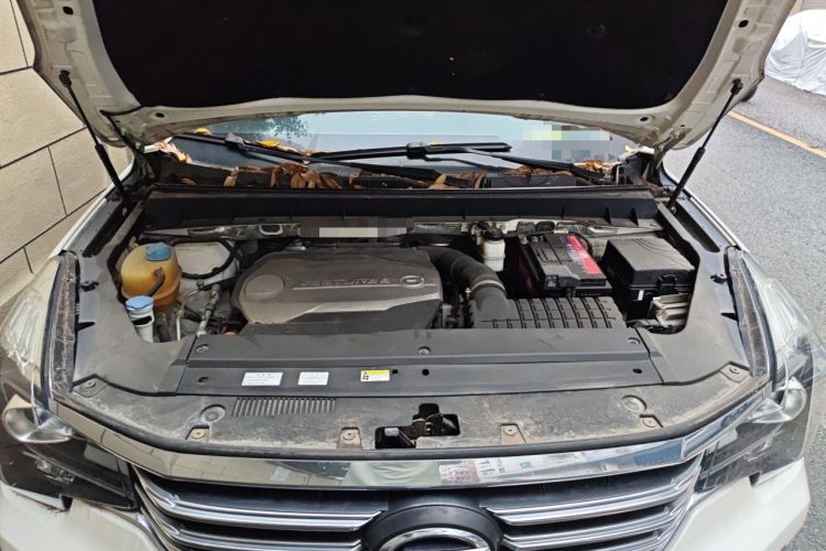 Used GAC Trumpchi GS7 2017 280T Two-Wheel Drive Luxury Model Engine Bay