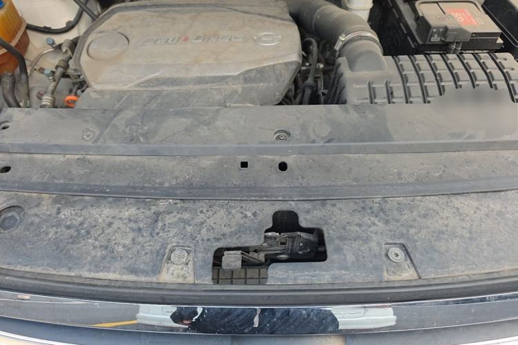 Used GAC Trumpchi GS7 2017 320T Two-Wheel-Drive Luxury Smart Connectivity Model Engine Bay