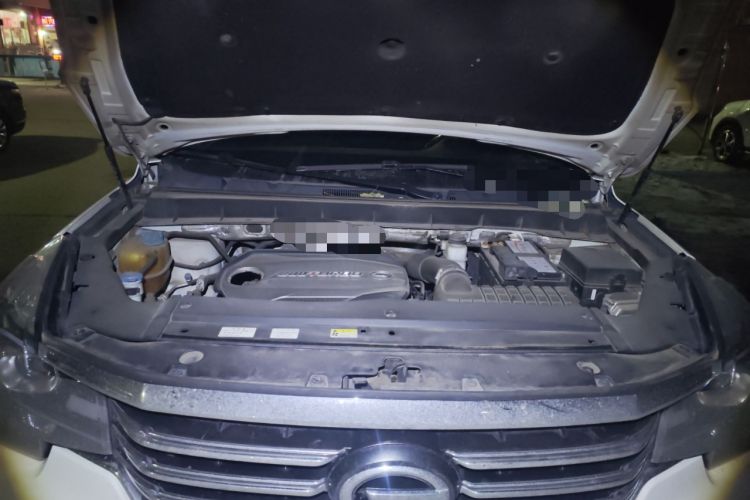 Used GAC Trumpchi GS7 2017 280T Two-Wheel Drive Luxury Model Engine Bay