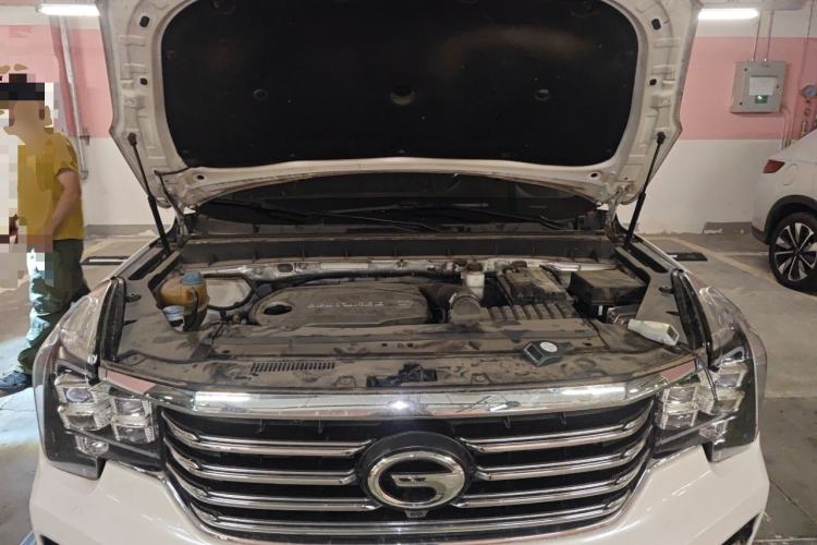 Used GAC Trumpchi GS7 2017 320T Two-Wheel-Drive Luxury Smart Connectivity Model Engine Bay
