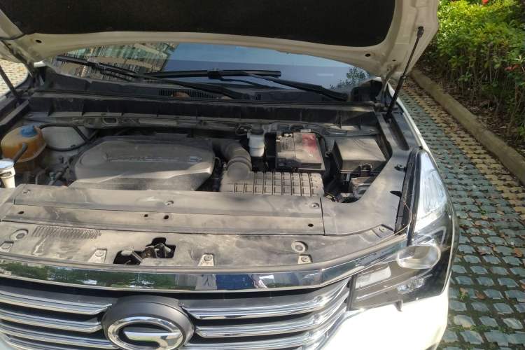 Used GAC Trumpchi GS7 2017 280T Two-Wheel Drive Luxury Model Engine Bay Left