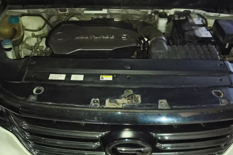 Used GAC Trumpchi GS7 2017 280T Two-Wheel Drive Luxury Model Engine Bay