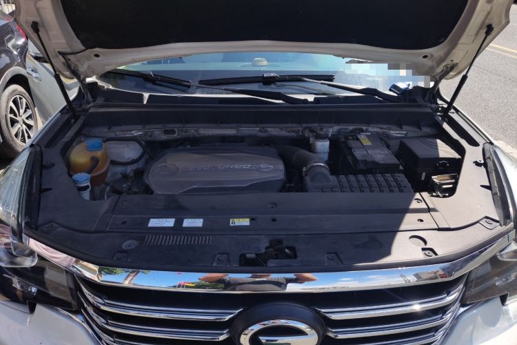 Used GAC Trumpchi GS7 2017 280T Two-Wheel Drive Luxury Model Engine Bay